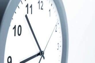 Cambio de hora en Chile: ¿Cuándo inicia el horario de invierno 2025?