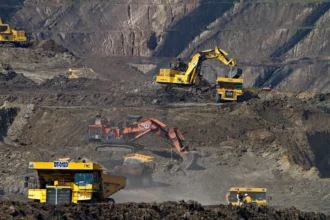 Inversión minera en Chile: invariabilidad de 25 años y tributos al 23% aceleran la disputa por permisos