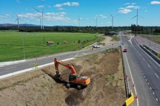 MOP anuncia inversión de $63 mil millones para mejorar ruta turística en La Araucanía