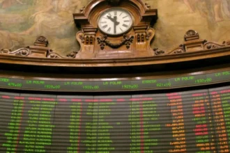IPSA rebota 1,9% y SQM salta 7,2%: el índice recupera los 11.200 puntos tras su peor caída en 10 meses