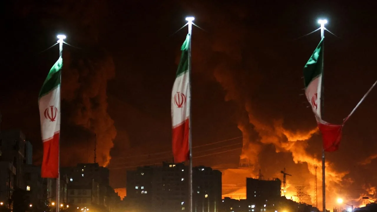 Irán advierte a Trump: 19 sitios militares de EE.UU. quedan en la mira y la región vuelve a tensarse
