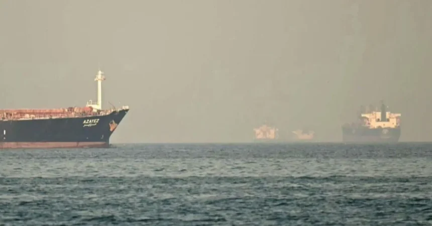 Irán advierte con minar las rutas del golfo Pérsico si Estados Unidos ataca sus islas
