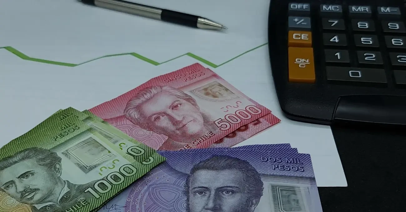 Isapres informaron alzas de hasta 3,5% en sus precios base: revisa cuánto subirá tu plan