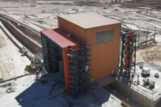 ISO 14001:2015: 12 áreas revisadas en Ministro Hales en la recertificación ambiental multisitio de Codelco