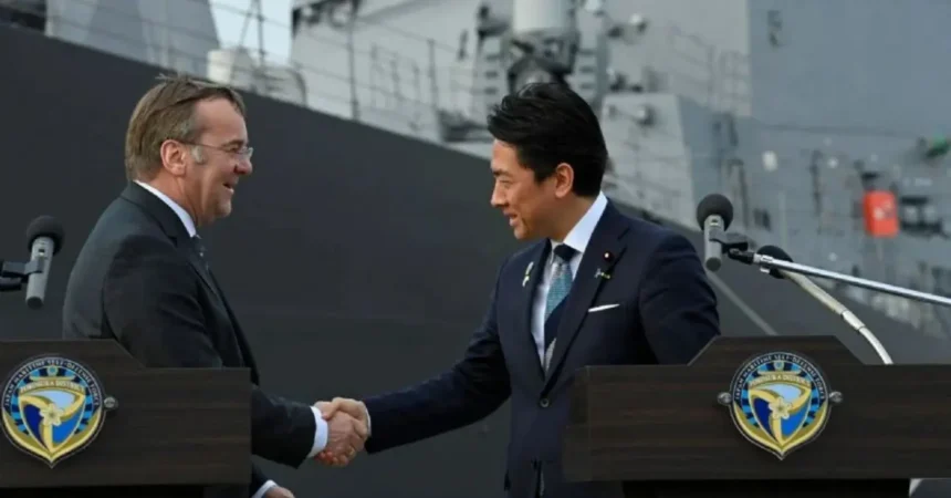Japón y Alemania evalúan acuerdo para facilitar maniobras militares conjuntas