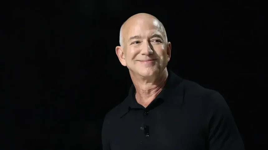 Jeff Bezos busca revolucionar la manufactura con fondo de US$100 mil millones e IA