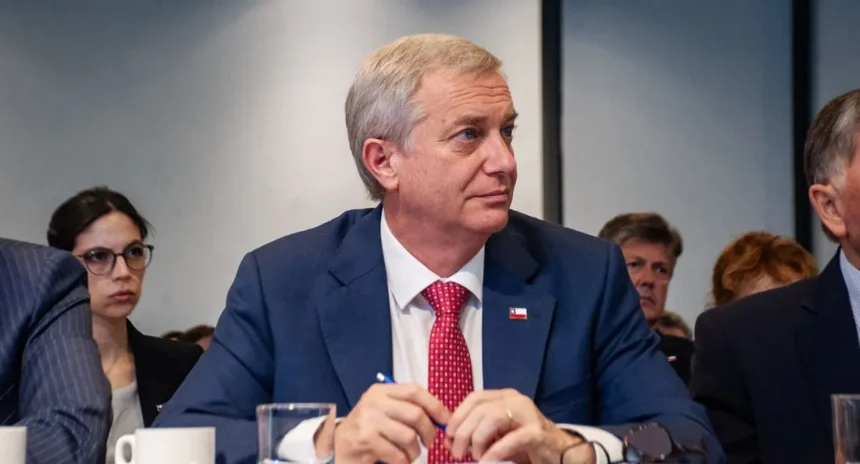 Kast cierra polémica del cable chino y refuerza lazos con Estados Unidos