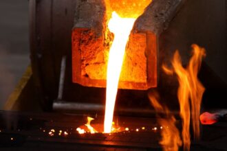 La producción industrial impulsa la economía: el sector manufacturero y minero en auge