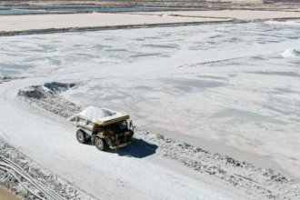 Litio: exportaciones de Chile alcanzan US$895 millones y más que duplican envíos en el mejor inicio desde 2023