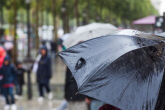 Lluvia y frío en Santiago: ¿a qué hora comienzan las precipitaciones este miércoles?