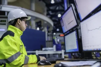 Manejo a distancia de operaciones mineras: el “cerebro” que procesa 5,4 TB diarios y está cambiando la productividad en Chile