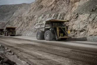 Más de 7 mil faenas mineras sin fiscalización en Chile según Contraloría