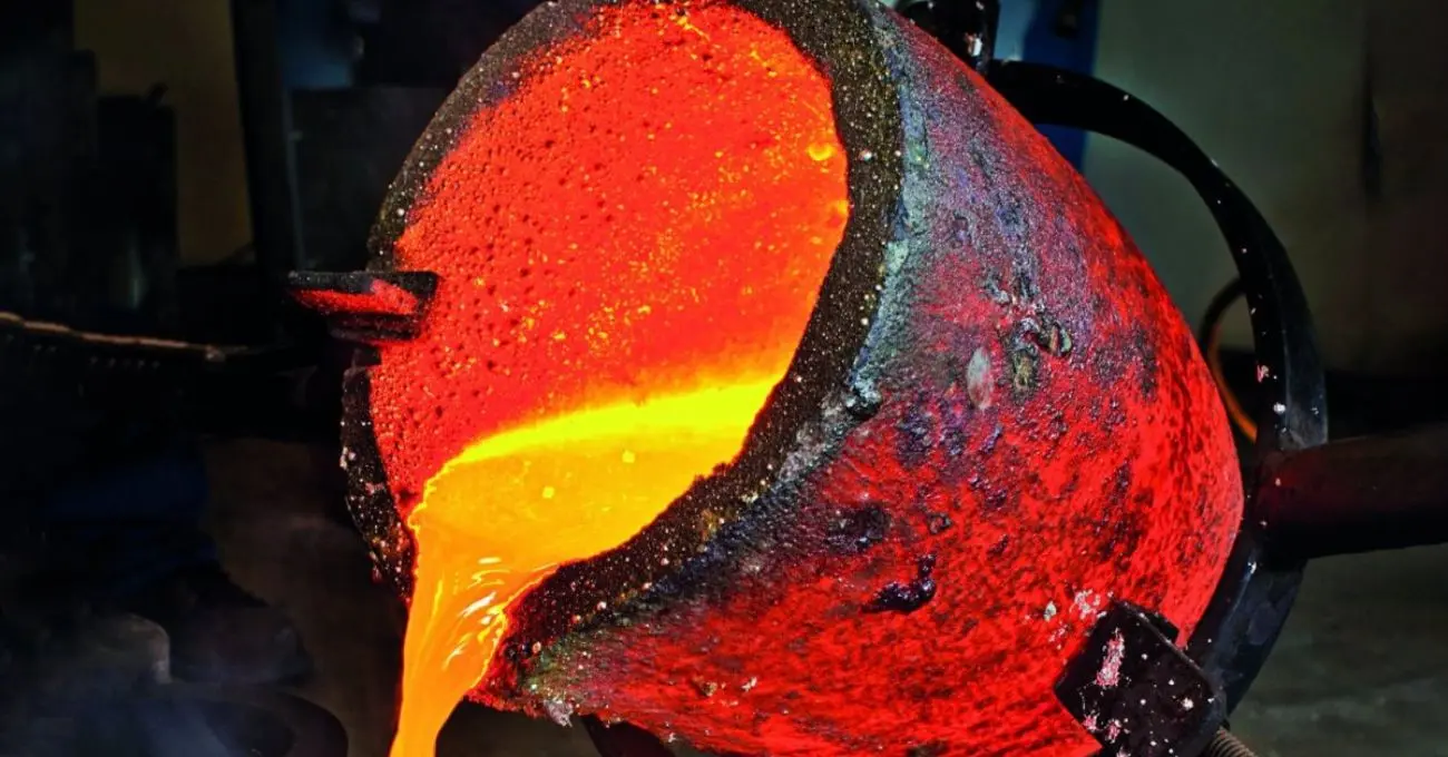 Megafusiones mineras y la carrera por el cobre: Chile en el centro del reordenamiento global