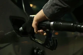 MEPCO: bencina salta hasta $391,5 por litro en Chile y la señal que revela por qué el golpe fue tan brusco