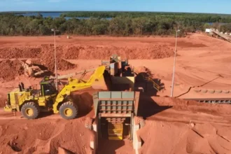 Metro Mining retoma Bauxite Hills tras ciclón y mantiene meta de 2026