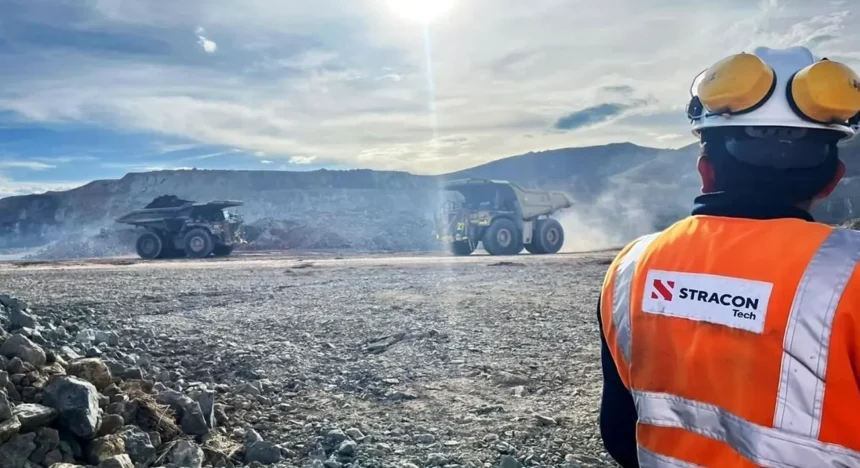 Mina Justa: STRACON gana contrato para operar flota de 220 toneladas en faena de cobre en Perú