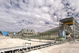 Minera El Abra suspende faenas de manera intermitente por frente climático en el altiplano de El Loa