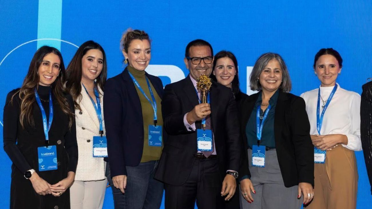 Minería Chilena Lidera en Atracción Laboral: Teck y BHP Encabezan el Estudio Randstad Employer Brand Research 2025