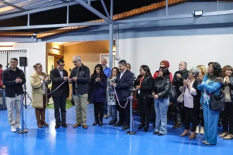 Ministro Hales y organizaciones vecinales de Calama inauguraron nuevos espacios públicos para la comunidad  