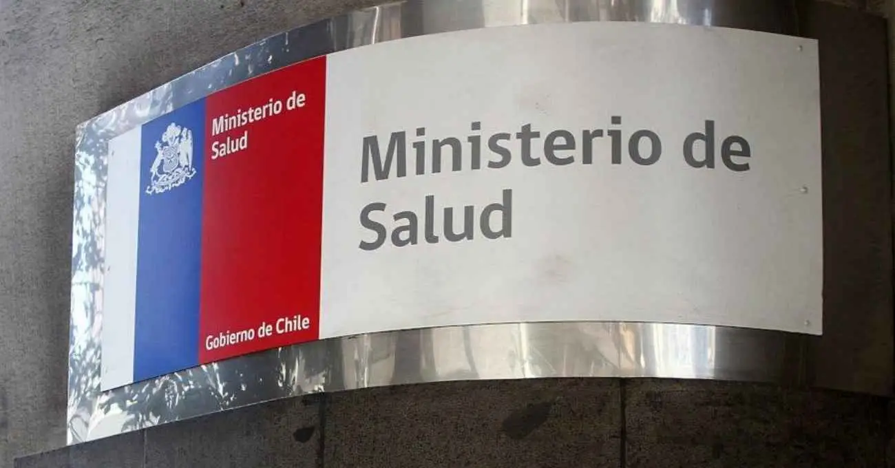 Minsal abre empleos en Antofagasta: buscan psicólogos y médicos con plazos que vencen la próxima semana