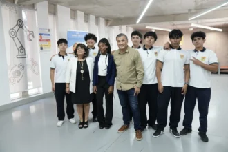 “Misión Educar”: el nuevo programa de TV que muestra cómo la innovación está transformando la educación en Chile
