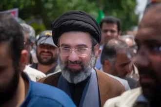 Mojtaba Jamenei asume el liderazgo supremo de Irán en medio de críticas globales