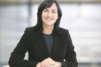Natascha Viljoen se convierte en la primera CEO de Newmont tras la salida de Tom Palmer.