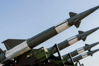 Negociaciones Irán–EE.UU.: diálogo en Pakistán se inicia en medio de tensiones y versiones cruzadas sobre condiciones clave