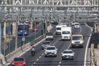 Nuevos Cobros en Autopistas desde Julio 2025: ¿Qué Deben Saber los Conductores sin TAG?