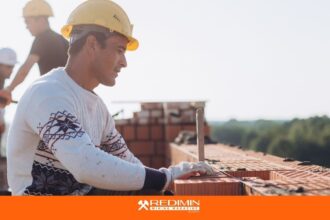 Oportunidades laborales en logística este abril 2025