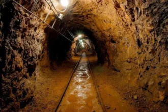 ORNL propone “baterías de agua” en minas de carbón abandonadas: el bombeo ya concentra hasta 88% del almacenamiento a gran escala en EE.UU.