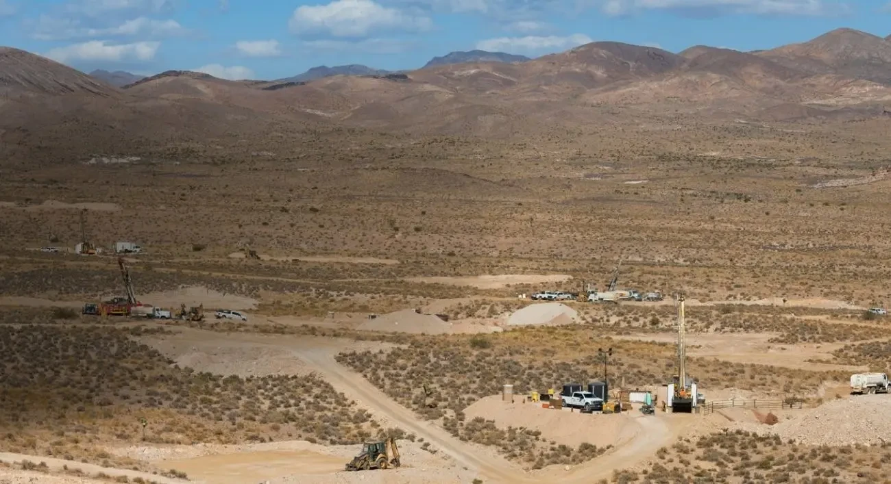 Oro en Nevada: AngloGold proyecta 4,9 millones de onzas y US$3.600 millones de inversión en nuevo distrito