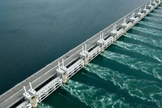 Países Bajos contiene el avance del mar con una megaestructura 700 veces más pesada que la Torre Eiffel
