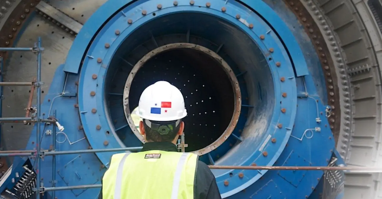 Panamá destina $29 millones de regalías mineras a obras públicas prioritarias
