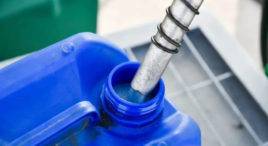 Parafina sube más de $200 en dos semanas y deja una alerta incómoda para el invierno