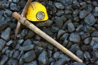 Parlamentarios y Mineros Discuten Reformas y Futuro de Enami en Copiapó: Claves para la Pequeña Minería y Viabilidad de Fundición HVL