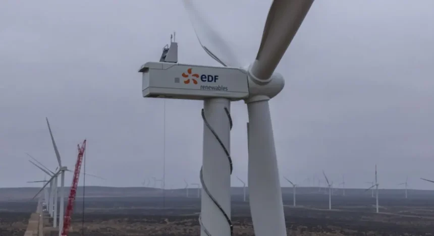 Parque Eólico Fénix: proyecto de 128 MW con baterías de 150 MWh obtiene aprobación ambiental en Biobío