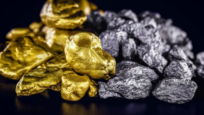 Oro en Comex cierra con leve baja a $4.718,70 tras cuatro sesiones al alza