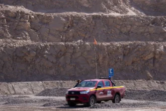Permisos de circulación de contratistas de Sierra Gorda SCM dejan más de $625 millones en la comuna