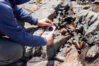 Perseverance Metals intersecta níquel de alta ley al 4,07% sobre 2,1 m con 0,69% cobre, 0,12% cobalto y 1,86 g/t PGEs de Baseline Zone Discovery, Lac Gayot Project