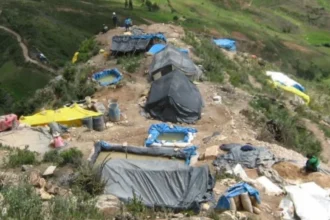 Perú: Minería ilegal en Cajamarca, Gobierno decreta 60 días de emergencia y despliega control militar en 8 provincias
