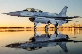 Perú moderniza su defensa aérea con la compra de 12 aviones F-16V