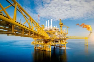 Petróleo: US$100 ya parece “barato” frente a proyecciones que apuntan hasta US$180 por barril