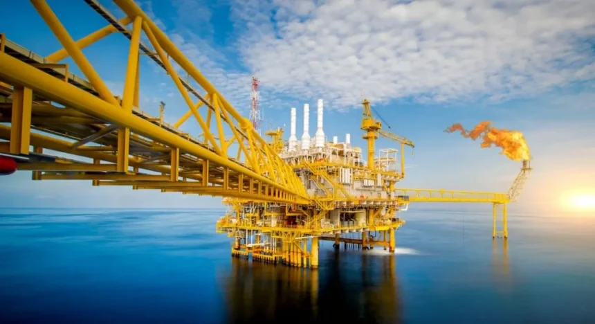 Petróleo: US$100 ya parece “barato” frente a proyecciones que apuntan hasta US$180 por barril