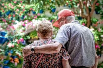 Bonos para pensionados en Chile: Beneficios disponibles en mayo de 2026