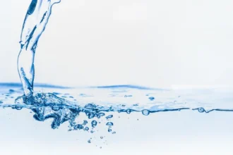PFAS: el filtro “100 veces más rápido” que promete una nueva ruta para limpiar el agua sin heredar residuos peligrosos