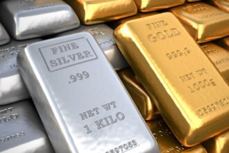 Plata en Alza y Oro Retrocede: Impacto del Acuerdo Comercial USA-Japón