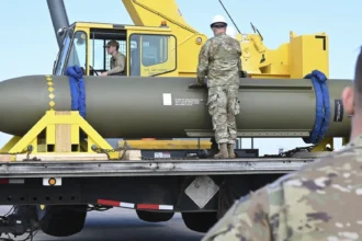 ¿Por Qué las Bombas Antibúnker de EE.UU. Son Clave para los Objetivos de Israel Contra Irán?