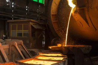 Precio del cobre: cae cerca de 10% en el mes y refleja impacto directo de la guerra en Irán