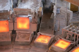 Precio del cobre: récord sobre US$ 13.000 y la señal que encendió Londres y Nueva York